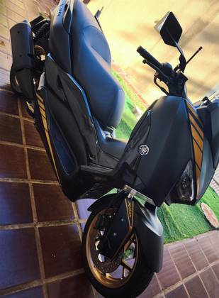 YAMAHA XMAX ABS 